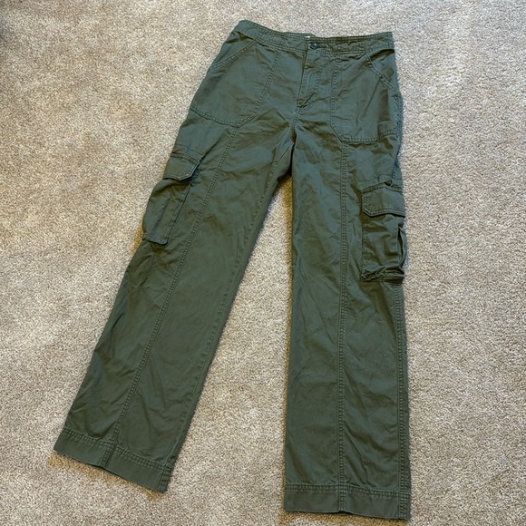 Abercrombie and Fitch size 27/4r utility cargo pant, green - Picture 1 of 3